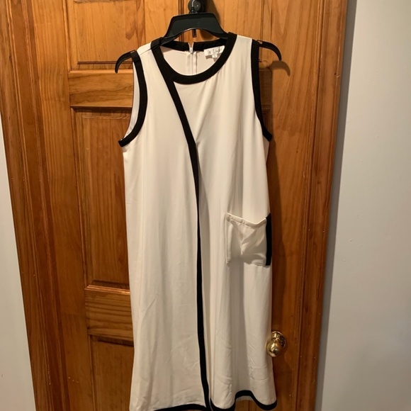 The Collective Sheath Dress in White with Black Large NWT - Picture 2 of 7